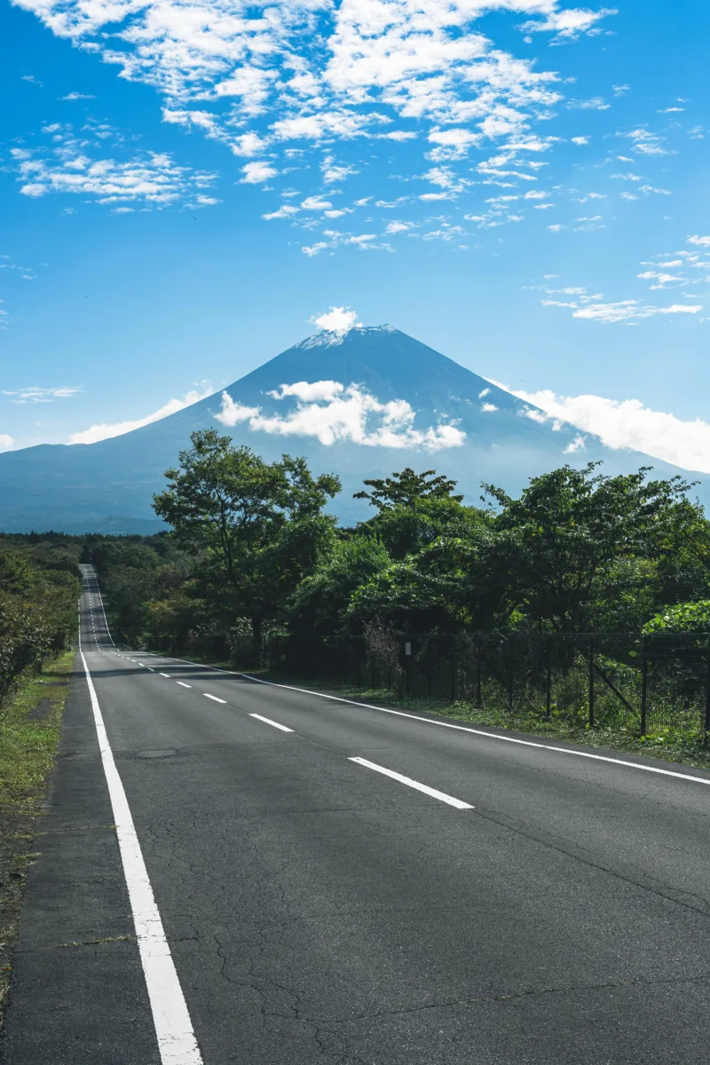 Things to do in Japan Mount Fuji – Mount Fuji reflected in Lake Kawaguchi.