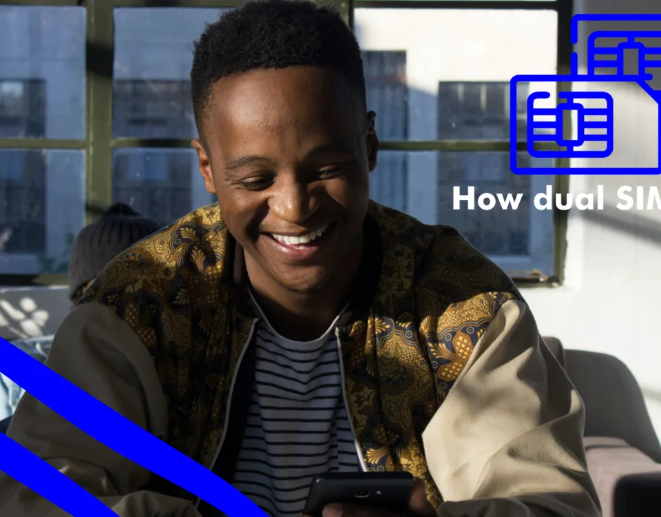 Person learning on his phone how dual sim technologies work